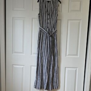 Who What Wear Black and White Striped Sleeveless Dress